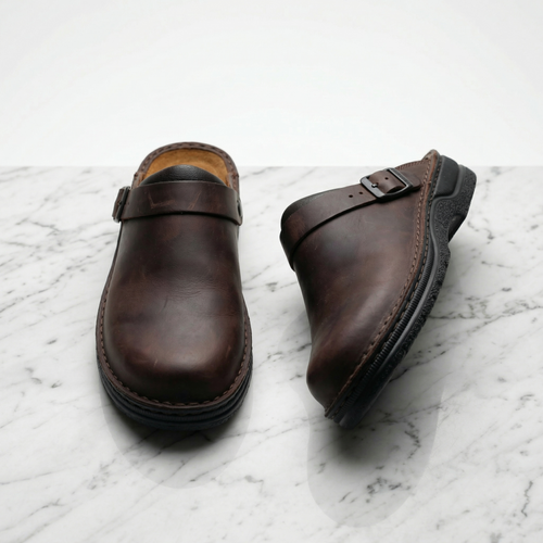 Aria Leather Clogs